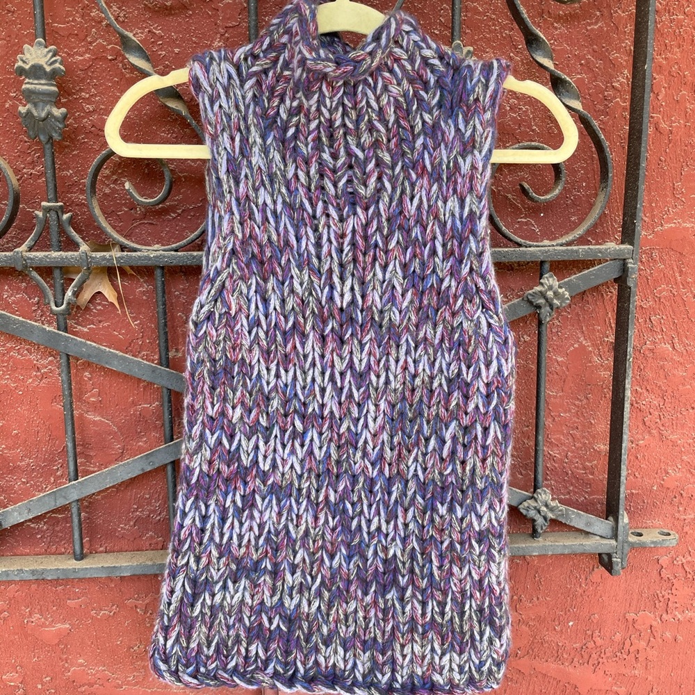 Neiman Marcus hand-knit cashmere top